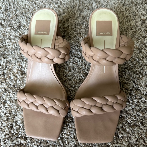 DOLCE VITA PAILY BRAIDED SANDAL - Picture 4 of 8